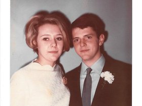 1969 Steve & Margie Holt.jpg